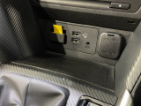 Apple Carplay・Android Auto対応!マツダ コネクト(コマンダーコントロール)でスマートフォンを操作して、通話、音楽を聴いたり、マップで目的地を調べることができます。