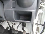 運転席右横にボックス♪♪