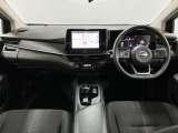 細部まで上質なインパネ周りはこのように機能的にまとまってます。もちろんクリーニング済みで、室内もキレイです。