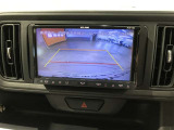 バックガイドモニターで、後方を確認しながら安心して駐車することができます。運転初心者も熟練者も必須の機能ですよ!