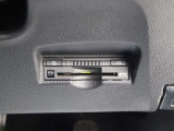 ETC車載器は、ビルトインタイプですっきり収納され、見た目も使い勝手も満足のアイテムです。
