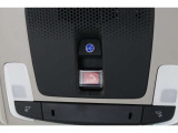 緊急通報ボタンが装備されています。ホンダコネクト対応。ご利用には、Honda Total Care プレミアムのご加入が必要です。