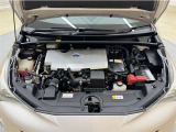 トヨタ中古車「まるごとクリーニング」施工済。エンジンルームを専用洗剤で洗浄!高圧&スチーム洗浄も行います。樹脂部分も艶出し剤でピカピカです☆☆