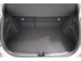 ラゲージスペースです!分割リヤシートを倒すと&rArr;