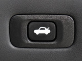 ボタン一つでトランクオープンが可能!車内から操作できる為、非常に便利な装備の一つとなります!