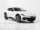 外装色はパールホワイトカラーのBianco Italiaを選択しております。
