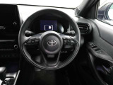 各操作スイッチなどもハンドルから手を放すことなく操作可能で安全運転に支援いたします!