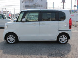 このお車はホンダ純正光脱臭・抗菌加工を納車前に致します。光触媒消臭は光触媒と銀イオンにより消臭とウイルス除菌や抗菌効果のダブル効果で車内を快適に保ちます。