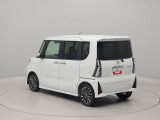 軽自動車ならではの小回りの良さで狭い道でのすれ違いや混みあった場所での取り回しがしやすいです。