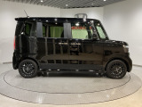 弊社は、車両販売価格に、整備代金が含まれております。納車時までにホンダの整備士がしっかりと点検整備をさせていただいておりますので、安心してお買い求めしていただけます。
