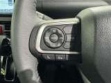 ステアリングスイッチ装備!運転しながら手元でオーディオの操作などができます。