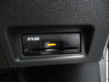 ETC2.0 高速道路を利用する際、ノンストップで料金所を通過できます。別途セットアップ料金がかかります