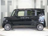 整備代金を車両本体価格に含んでおります。法定点検整備または定期点検を実施し、点検記録簿を発行致します。