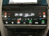 フロント両席にはシートヒーターが付いています!寒い日に便利な装備ですね。