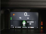 【メーター】わかりやすく情報を整理したメーターディスプレー。多彩な情報を見やすく、わかりやすさを徹底。