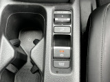 最新の電子制御パーキングブレーキ装備!ブレーキホールド機能も装備していますので渋滞時の疲れが軽減されますよ!