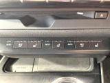 【シートヒーター&ベンチレーション】夏場は涼しい風でお尻や背中の熱やムレを防ぎ、冬はエアコンよりも早く温まってポカポカに!季節を問わず快適に過ごせます。