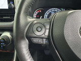 ステアリングスイッチ装備!運転しながら手元でオーディオの操作などができます。