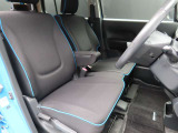 運転席のドアを開け、乗り込む際のイメージです。