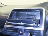 CD、DVDの再生ができます。