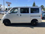 トヨタ車をメインに、人気のハイブリッド車はもちろん、軽自動車からコンパクトカー、ミニバン、SUVなど様々な車種をご用意しております!展示車価格は支払総額表示ですのでご安心ください!
