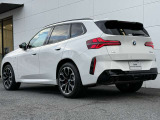 BMW Premium Selection 江戸川は、約20台の展示スペースがあり、常時新車拠店より厳選された認定中古車が続々と入庫しております。