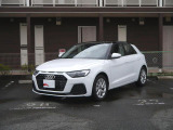 2001年オープン。 Audi正規ディーラーとして最も歴史のあるAudi 江戸川は、2フロアに分かれるガラス張りのショールームです。