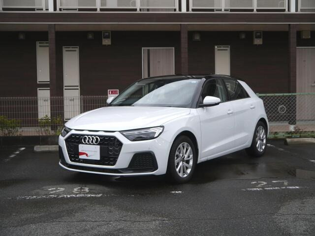 A1スポーツバック 25 TFSI アドバンスド 