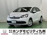 運転席に座った瞬間、広い開放感に包まれます。フロントピラー(フロントガラス両脇の柱)を極限まで細くしたことで、右左折時の死角がほとんどありません。運転が苦手な方でも安心してハンドルを握れます