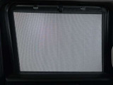 サンシェードが付いています。眩しい日差しからお守りします。