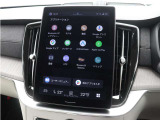 Google搭載のボルボなら、車内にいながら多彩なデジタルライフをお楽しみいただけます。Google Playから必要なアプリをダウンロードして、有意義な移動時間を楽しみましょう。