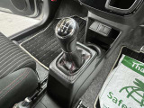 ショートストロークで運転が楽しいお車です◎