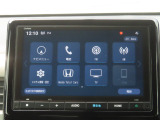 ホンダコネクトn対応しています。緊急時にオペレーターのサポートを受けられたり、スマートフォンでの遠隔操作、地図の自動更新などのサービスが利用できます。