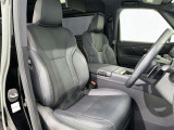 見通しのよいすっきりとした視界で、誰でも運転しやすいです。運転のしやすさは疲れにくさにも繋がりますよ♪