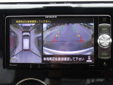 【アラウンドビューモニター】専用のカメラにより、上から見下ろしたような視点で360度クルマの周囲を確認することができます☆死角部分も確認しやすく、切り返しや駐車も安心して行えます。