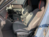 お車の点検、修理も自社整備工場にて対応致します。入庫案内からご来店までサービスアドバイザーと担当営業者でお客様をサポート致します。ご来店、ご連絡をスタッフ一同心よりお待ちしております。