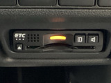 ETC車載器付。ETCが使用可能な道路通行料はキャッシュレスでスマートに走行できます。再セットアップして納車致します。