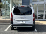 整備工場併設しております。車検整備から修理・点検までお任せ下さい!!経験豊富なスタッフがご対応させていただきます。