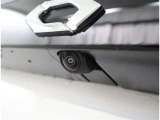 バックカメラが付いているので後方確認が非常にしやすいです。今や運転初心者も熟練者も必須装備!ついていて損はないですね♪