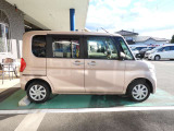 ナビ☆バックカメラ☆中古スタッドレスアルミ☆ドラレコ☆オートライト☆ブレサポ☆禁煙車☆シートヒーター☆