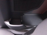 当社では全車、納車前にサービス工場で12ヶ月点検相当の整備を実施しております。そこで確認された不具合箇所は修理しておりますのでご安心下さい。
