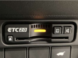 【ETC車載器】もはや必須アイテムのETCを搭載!高速道路のご利用時にとても便利!わずらわしい料金所での現金支払いが不要となりスムーズに通過できます♪