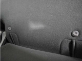◆ISOFIX◆シートベルトいらずでチャイルドシートと固定金具を連結するだけでガッチリ固定できます。