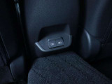 後席の方も携帯端末等の充電が可能です☆
