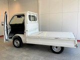 車を見るだけでも構いません。お気軽にご来店ください☆