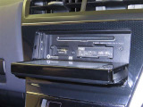 CD、DVDの再生ができます。