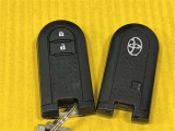キーフリーシステム車!電子カードキーをかばんやポケットに入れておけば、ドアのロックアンロックやエンジンの始動が出来ます!