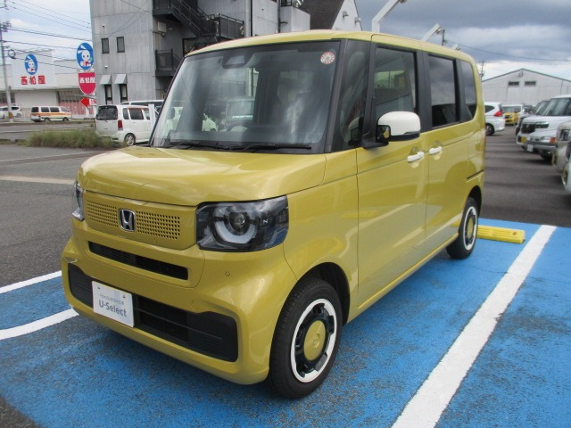 N-BOX ファッションスタイル モノトーン 4WD