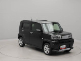 ボンネットフードの左右前端が見やすく車両感覚がつかみやすいので、狭い道でも安心して運転できます。