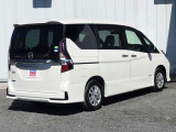 セレナ 2.0 ハイウェイスターV 4WD 
